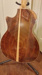 2011 Taylor BTO Custom Grand Auditorium GA Acoustic/electric Guitar with OHSC