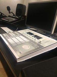White Maschine Studio
