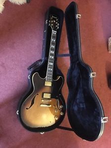 Ibanez Artstar AS120 With Hard Case