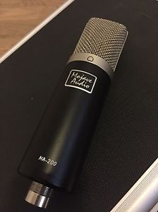 Mojave Audio MA-200 Tube Condenser Microphone