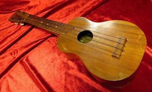 KAMAKA UKULELE GOLD LABEL