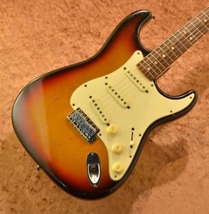 Fender USA Stratocaster Used  w/ Hard case