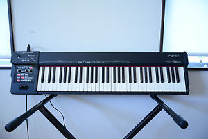 Roland RD-64 Fully Weighted 64-key Digital Stage Piano w/ box ,damper pedal