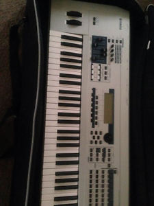 Yamaha Mo6