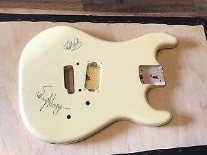1987 Kramer USA Baretta Van Halen Sammy Hagar Signed Guitar Body Floyd Ready
