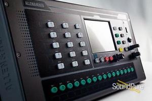 Allen & Heath QU-PAC-32 QU Series Compact Digital Mixer with Touchscreen Contro