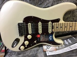 Fender American Elite Maple Stratocaster Electric Guitar  Olympic Pearl