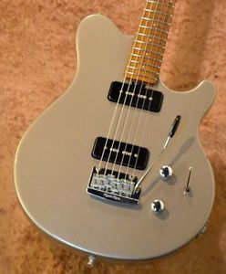 MusicMan AXIS SPORT Used  w/ Hard case
