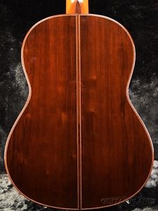 YAMAHA GC-60 Used  w/ Hard case