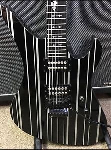 Schecter Synyster Gates Custom Electric Guitar (Excellent Condition)