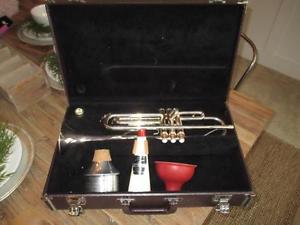 Yamaha YTR-2320 Silver Trumpet W/ Case and Mutes VERY NICE