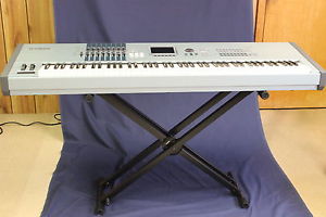 Yamaha Motif XS8 88 Weighted Keyboard Synthesizer in Absolutely Mint Condition !