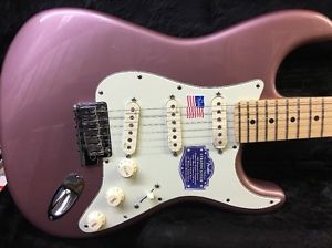 Fender American Deluxe Stratocaster Electric Guitar Burgundy Mist Metallic