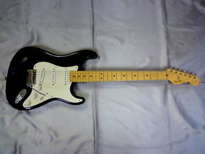 Fender USA Eric Clapton Stratocaster Blackie Noise Less 2000 Free Shipping