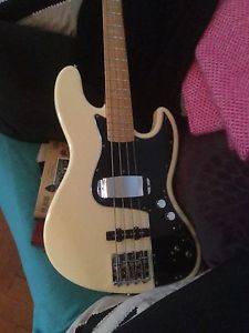 Fender Marcus Miller Bass In Blonde -  2005 Plays Great Looks Killer MIJ REDUCED