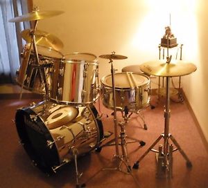 Vintage Ludwig ROCKERS Mirrored CHROME 5-Piece + Cases + HW + Cymbals + Pedals