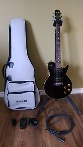Line 6 JTV-59 Variax Electric Guitar Black c/w Variax Cable Free Shipping