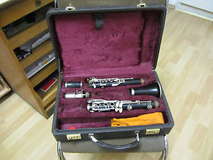 Buffet Crampon E-13 B-Klarinette Böhm System , Versilbert
