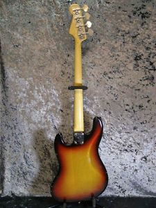 Fender Jazz Bass '72 SB / R Used  w/ Hard case