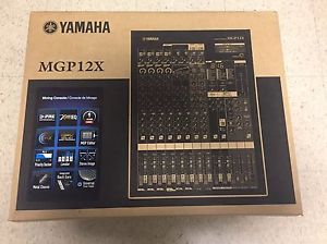 Yamaha MGP12X 12-Channel Mixer with Effects