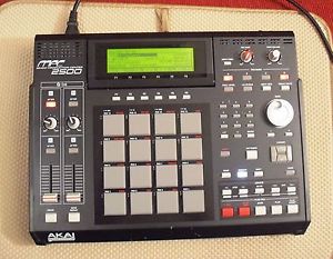 Akai MPC 2500 / 128 MB