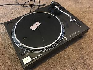 technics 1200 turntable