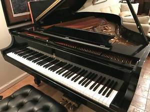 Steinway and Sons Model M High Gloss