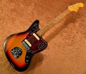 Fender USA American Vintage Series '62 Jaguar 3 Tone Sunburst w/hard case #E565