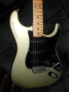 1979 FENDER STRATOCASTER GUITAR SILVER ,  4 BOLT,   ORIGINAL