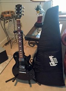 Gibson Les Paul Studio 2002  (only played about 5 hours)