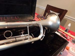 1971 Vintage King Silver Flair Trumpet. .462 bore in Very Good Condition.