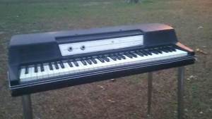 NICE WURLITZER 200A ELECTRIC PIANO PRO MUSICIANS LOVE A CLASSIC ELECTRONIC WURLI