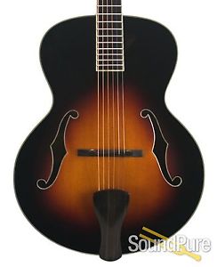 Eastman AR805E-SB Spruce/Maple Sunburst Archtop #12650112