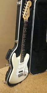 Fender Stratocaster Made in USA 98-99  Off White
