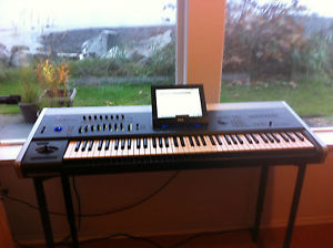 Korg Oasys 76 Synthesizer