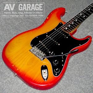 Fender Stratocaster Made in 1981 Electric Free Shipping