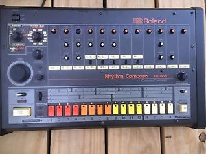 ROLAND TR-808  w/ MIDI