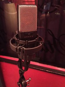 AKG C 414 XLS Dynamic Cable Professional Microphone