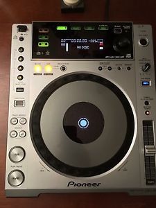 Pioneer CDJ-850 DJ Digital Media Player