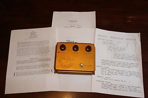 Klon Centaur Professional Overdrive! Early Gold "Short Tail Horsey" Edition!