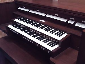 Allen Digital MDS-15 2-Manual Digital Organ with MIDI