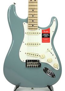 Fender American Professional Stratocaster in Sonic Gray w/OHSC