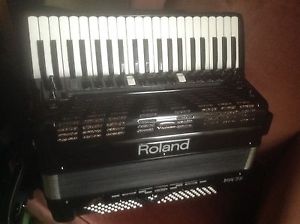 Roland FR7x Accordion
