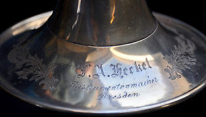 Prächtige Trompete von F.A. HECKEL, Dresden; sehr guter Zusatand; mit Org.-Case!