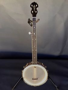 Curly Maple Banjo, Short Scale, Dobson Tonering