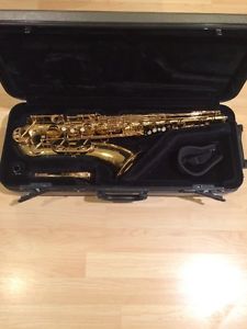 Yamaha YTS-475 Tenor Saxophone With case Ready To Play