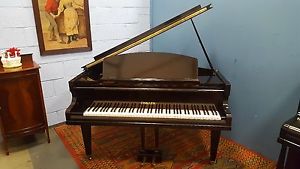 Reconditioned,Black Rosewood,"Challen" Baby Grand Piano.CAN DELIVER.
