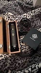 telefunken ar51 pristine condition used on one recording with box plus