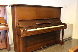 Bülow Klavier, vom Klavierbaumeister
