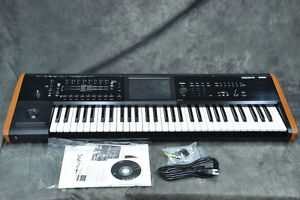 New KORG KRONOS2-61 MUSIC WORKSTATION KRONOS2 Synthesizer Keyboard　Japan